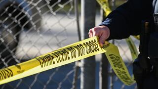Policía de EE.UU. mata a hombre afroamericano sin piernas, acusado de asalto con arma blanca