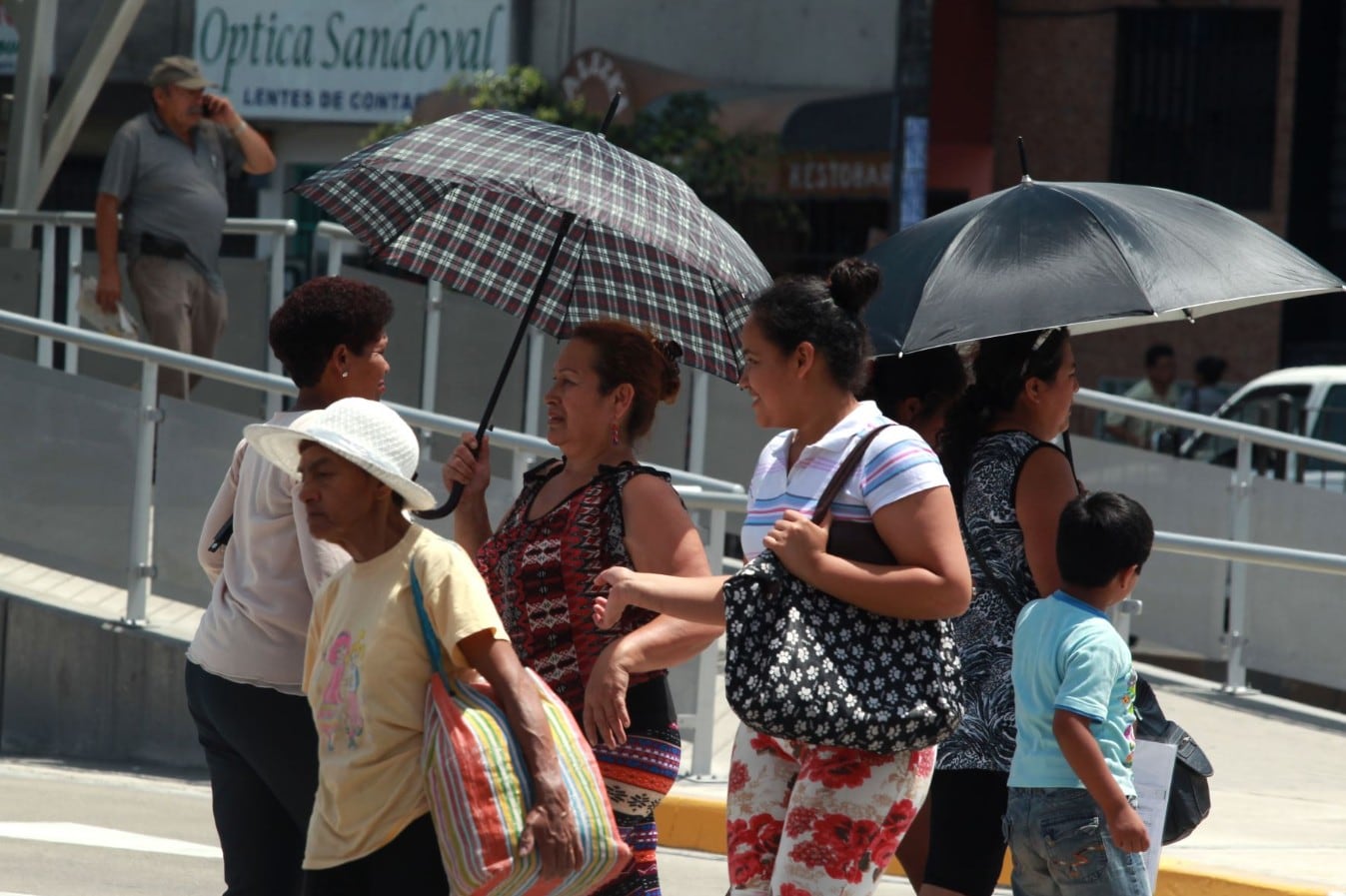 Récord de temperatura en Carabayllo, en Lima, a dos meses del verano. (Foto: Andina)