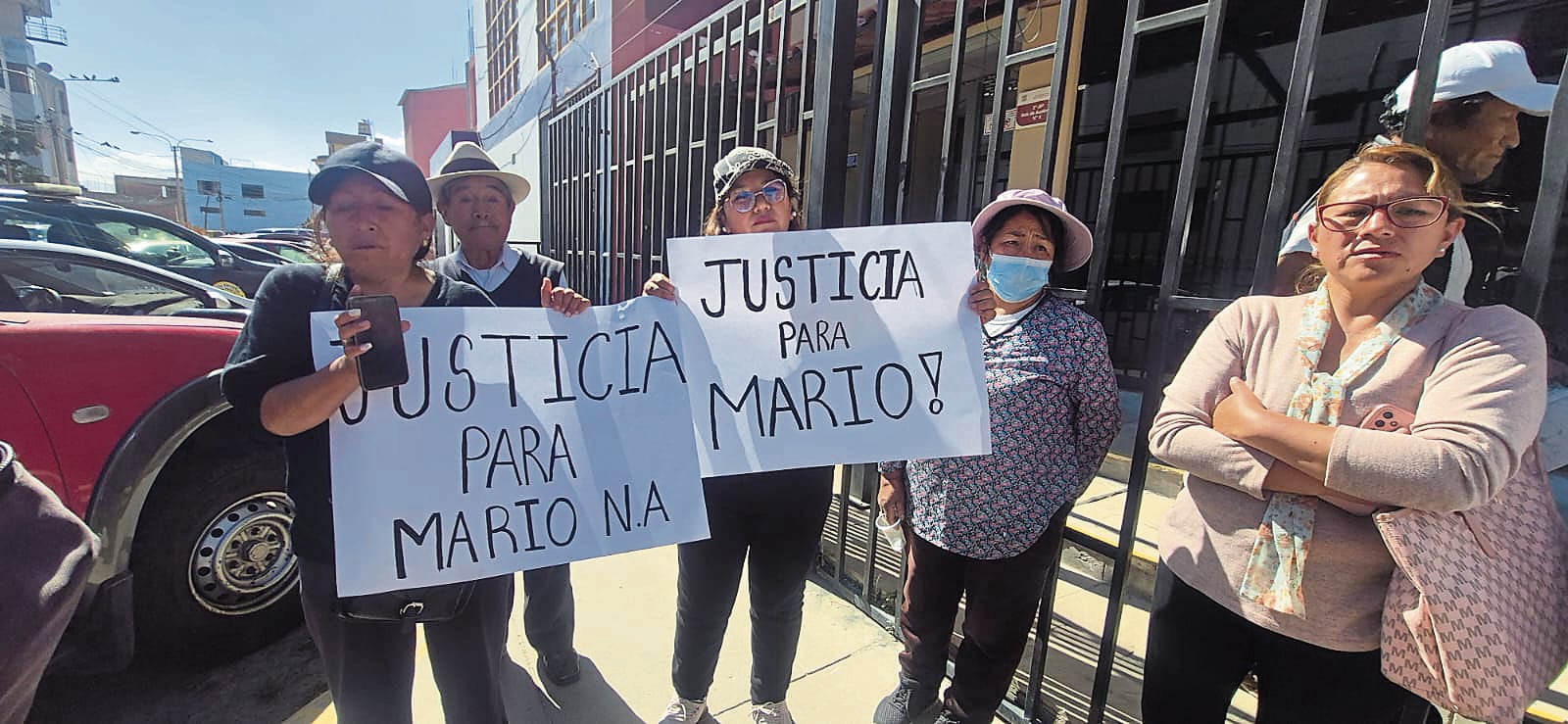 Familia protesta y pide justicia para Mario. Foto: GEC