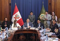 Comisión de Constitución del Senado aprueba facultades legislativas con siete votos