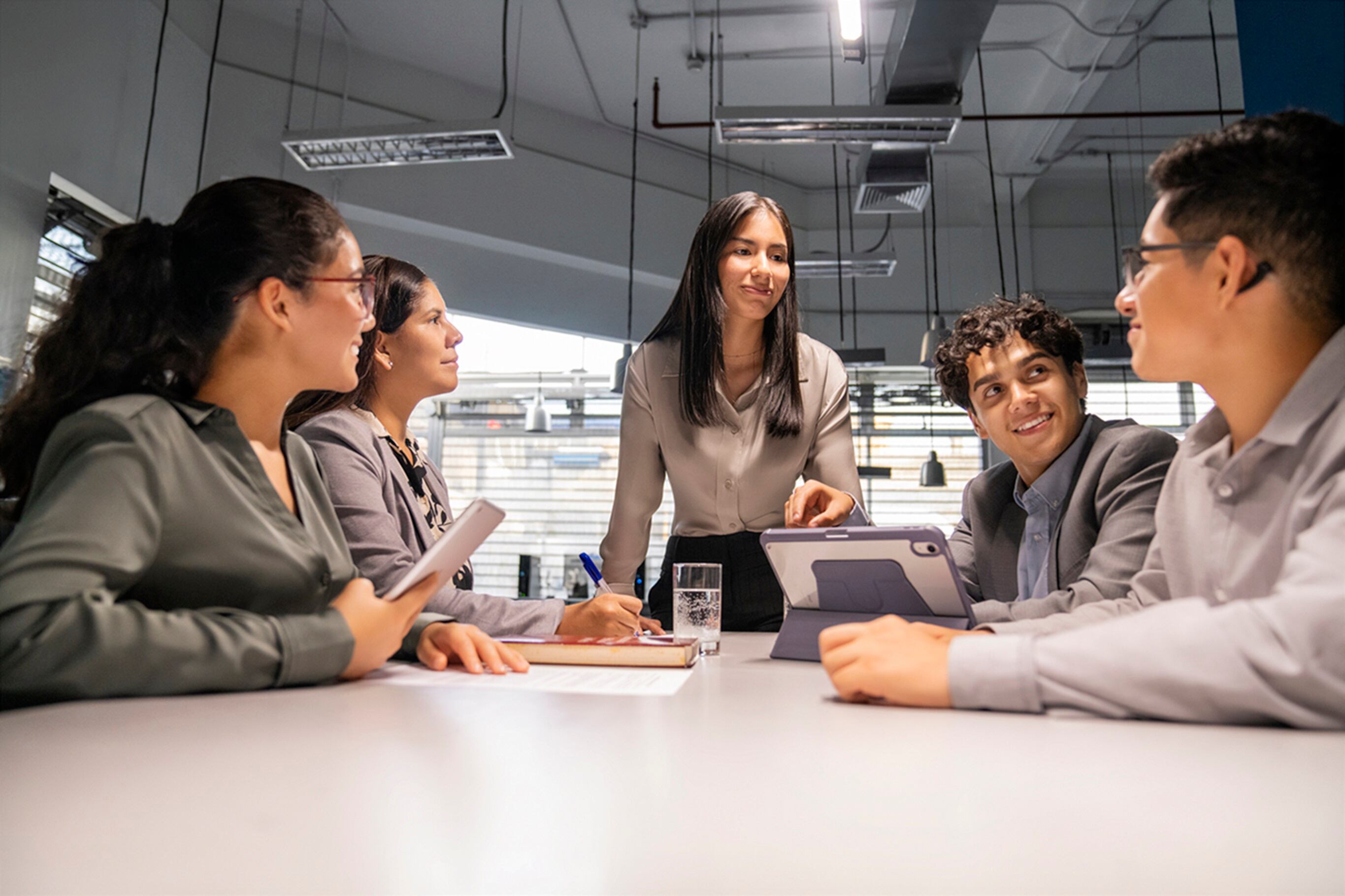 Carreras técnicas relacionadas a Gestión y Administración, Marketing y Publicidad, y Contabilidad, serían una de las profesiones más requeridas por las compañías para este 2025.