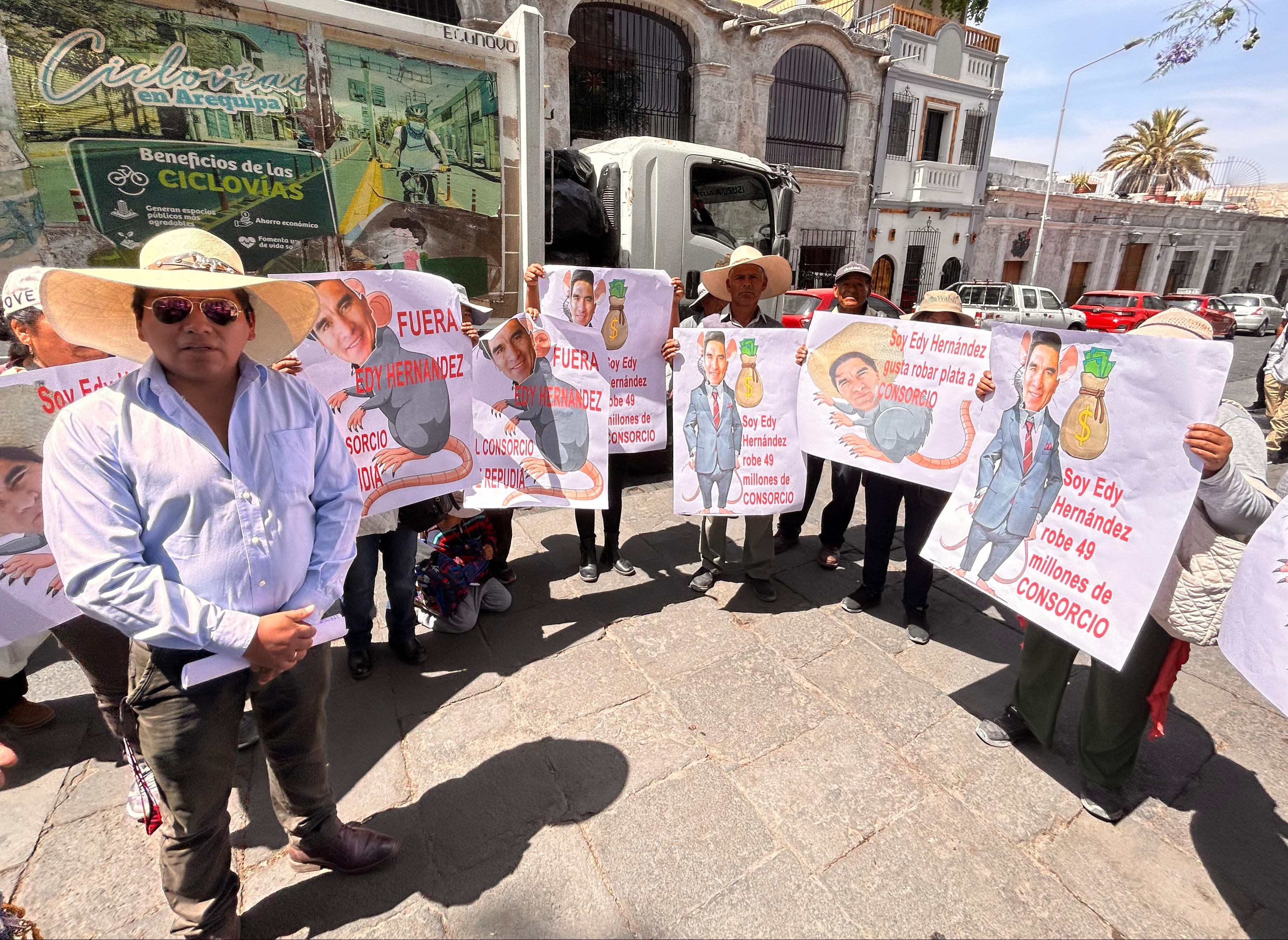 Pobladores de la Asociación de Vivienda Consorcio Arequipa - La Joya. Foto: GEC.