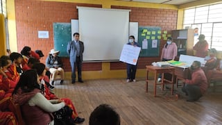Agentes comunitarios en Huancavelica prestan ayuda en zona rural sin recibir apoyo