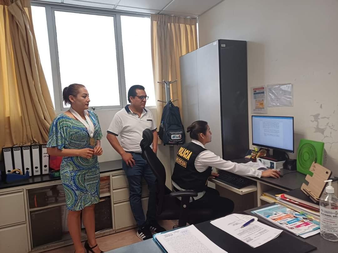 Áreas fueron intervenidas por la Fiscalía y PNP. Recabaron información por casi tres horas.