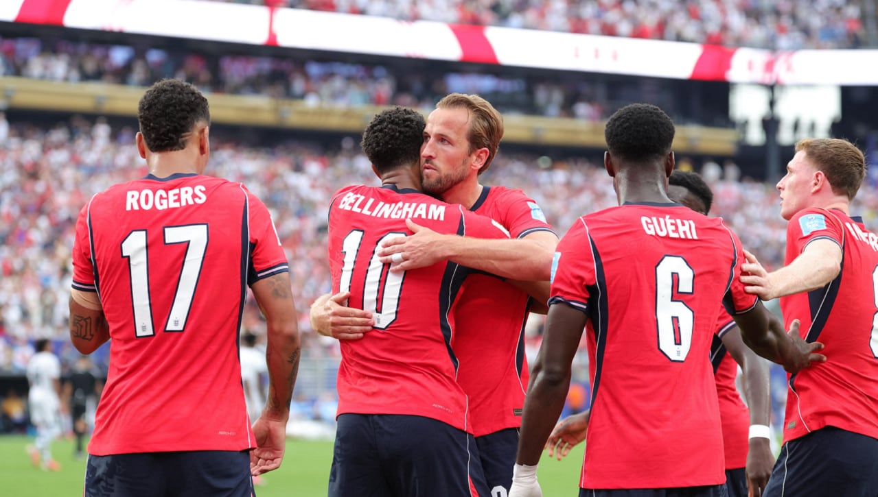 Jugadores de Inglaterra celebran un gol este sábado, en un partido del grupo L del Mundial de la FIFA 2026 entre Panamá e Inglaterra en el estadio MetLife de Nueva Jersey (Estados Unidos). EFE/ Sebastiao Moreira