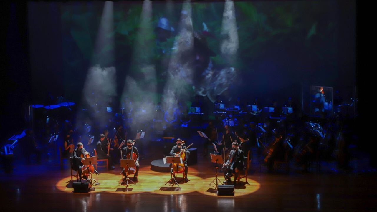 Arpegio y la Compañía de Ballet de Trujillo se presentan en el Teatro Víctor Raúl Lozano Ibáñez.