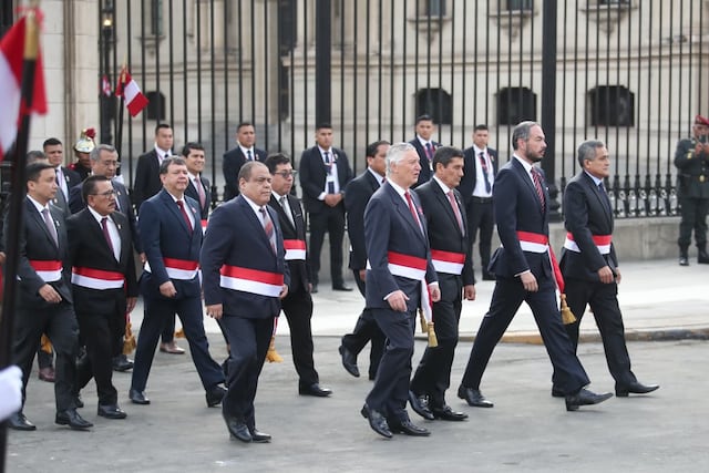 José María Balcázar salió de Palacio de Gobierno rumbo a la Catedral de Lima para participar en la misa y tedeum por Fiestas Patrias.