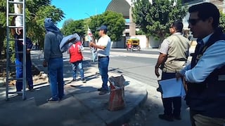 Piura: Retiran propaganda política cerca a los locales de votación