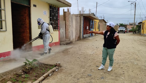 Municipalidad de Huanchaco realizó labores de desinfección en el centro poblado Víctor Raúl. Se priorizó instituciones educativas y locales de concentración masiva.