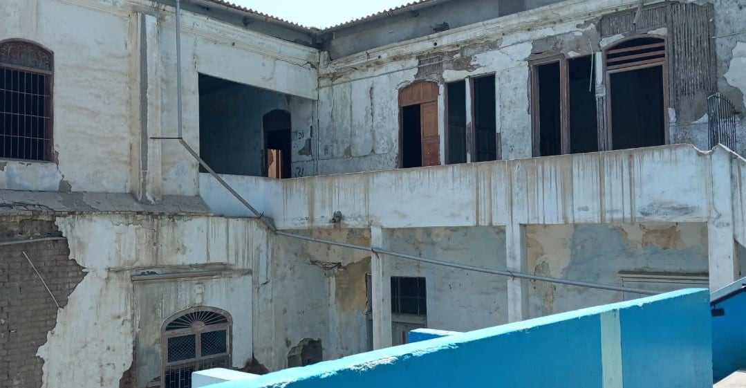 Colegio Labarthe en mal estado en su sede de Chiclayo.