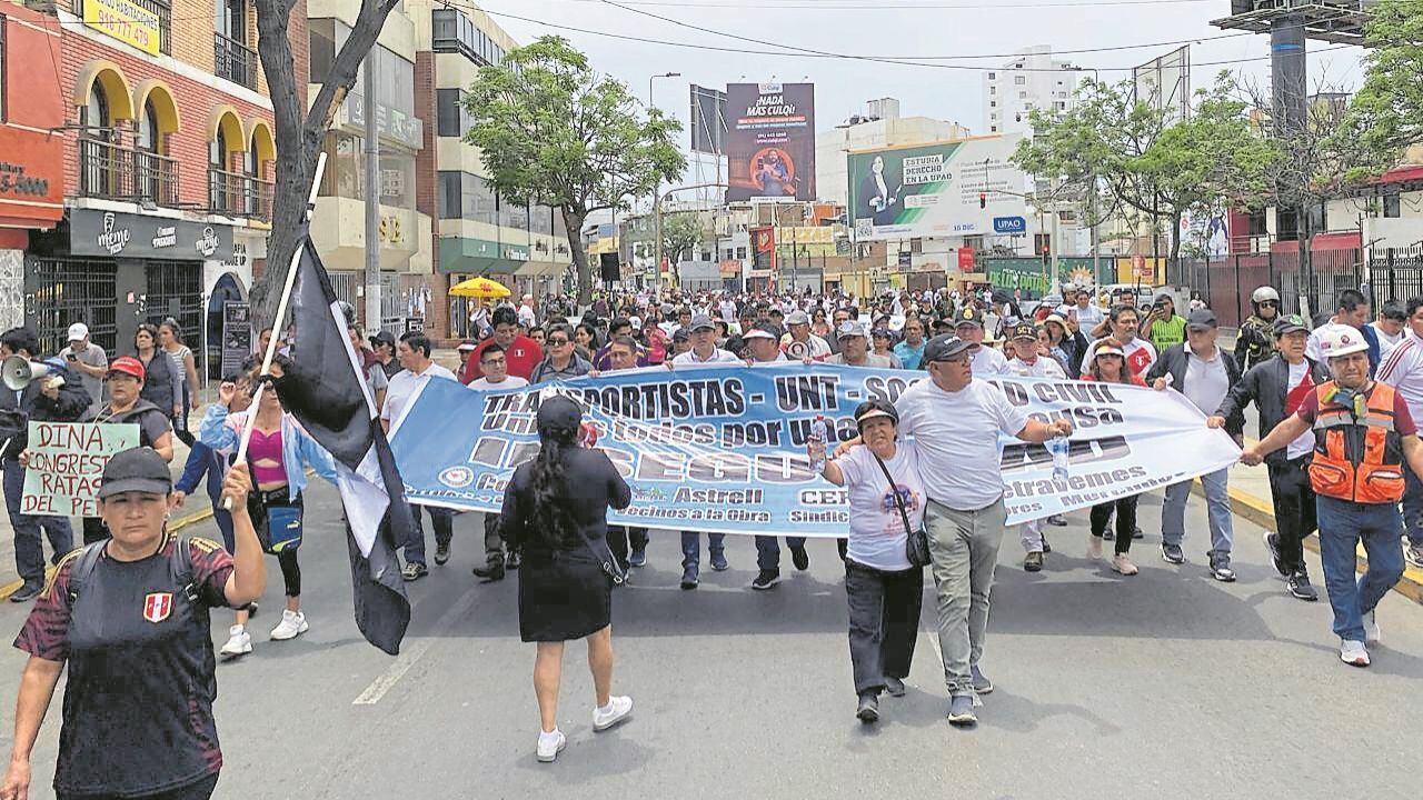 Carlos Guerra, dirigente de la Astrell, confirmó que ya se establecieron plazos para implementar el laboratorio de criminalística y la adquisición de equipos de geolocalización, por lo que le darán oportunidad al Gobierno Central. Asimismo, la Gerencia Regional de Educación confirmó que clases se desarrollarán con normalidad.