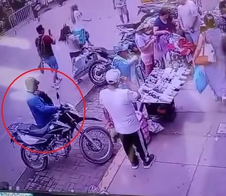 Cámaras captan robo de motocicleta en pleno centro de Chiclayo