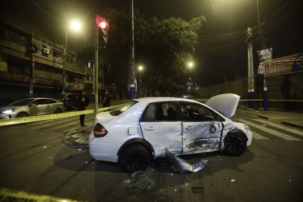 SJM: hombre muere tras violento choque en la avenida San Juan y conductor habría fugado del lugar. Foto: GEC