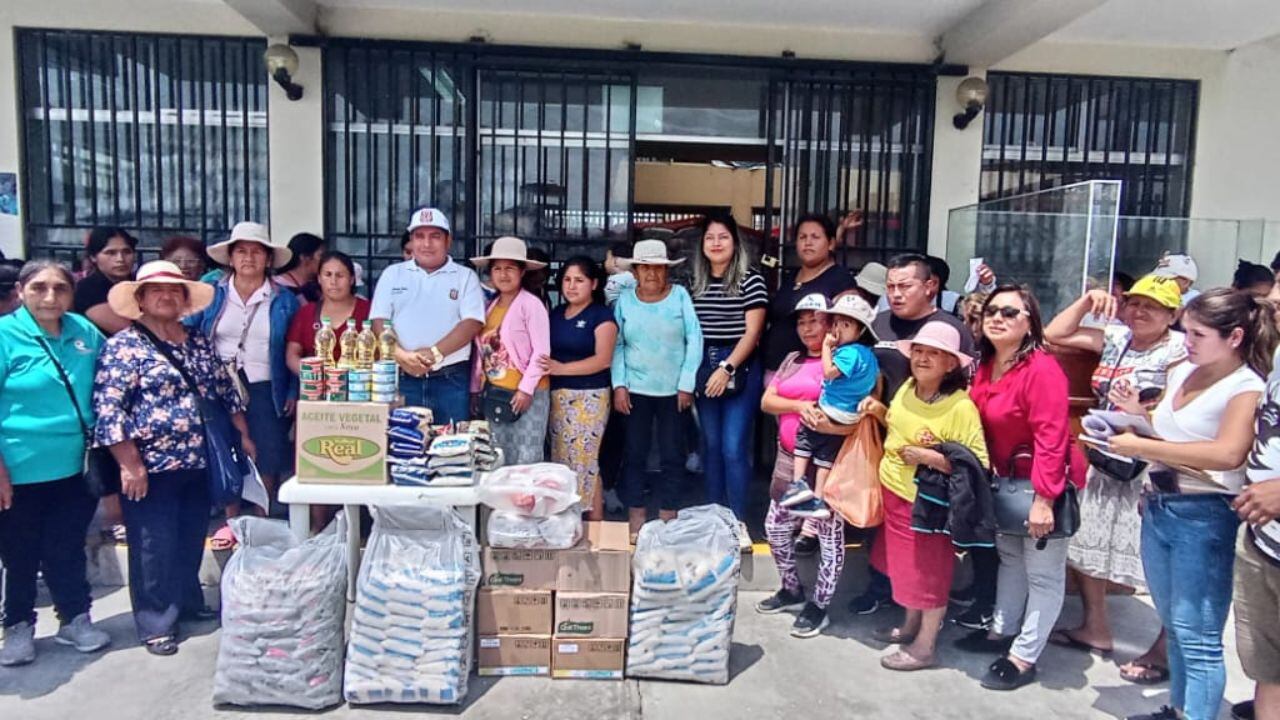 Productos Qali Warma para que sean compartidos por la población en esta navidad.