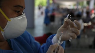 Elmer Huerta pide que confíen en vacuna Moderna y crítica a funcionarios del Minsa: “Tienen una incapacidad terrible”