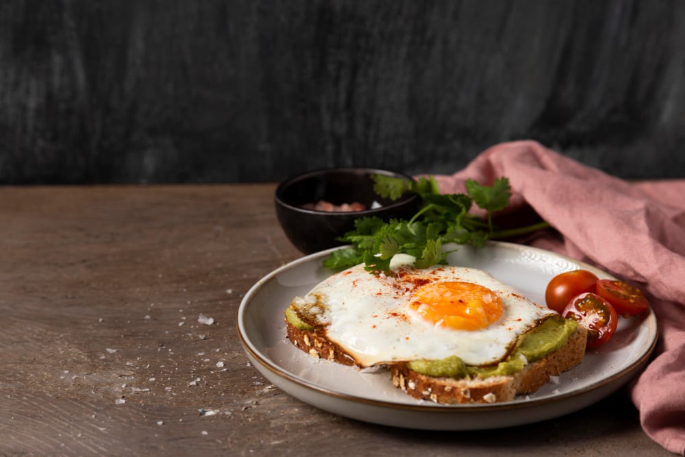 La Asociación Peruana de Avicultura (APA) invita a las familias peruanas a celebrar el Día Mundial del Huevo destacando sus beneficios nutricionales y compartiendo recomendaciones para consumirlo de manera saludable y segura.