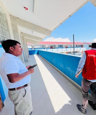 La empresa que ejecutó la obra deberá levantar las observaciones.