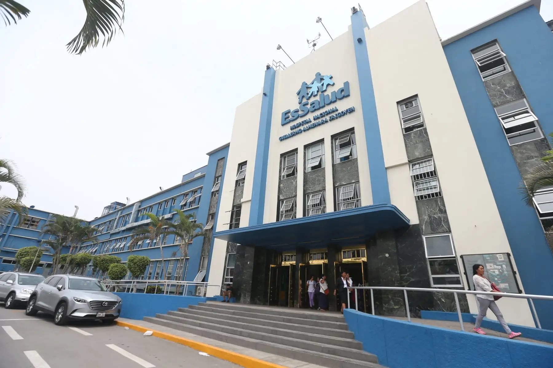 Comisión de transferencia de EsSalud reveló una crisis en equipamiento. (Foto: Andina)