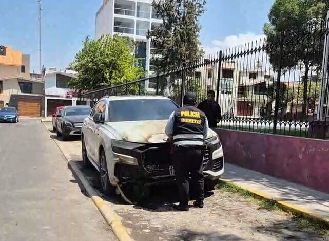 Atentaron contra la moderna camioneta de empresario