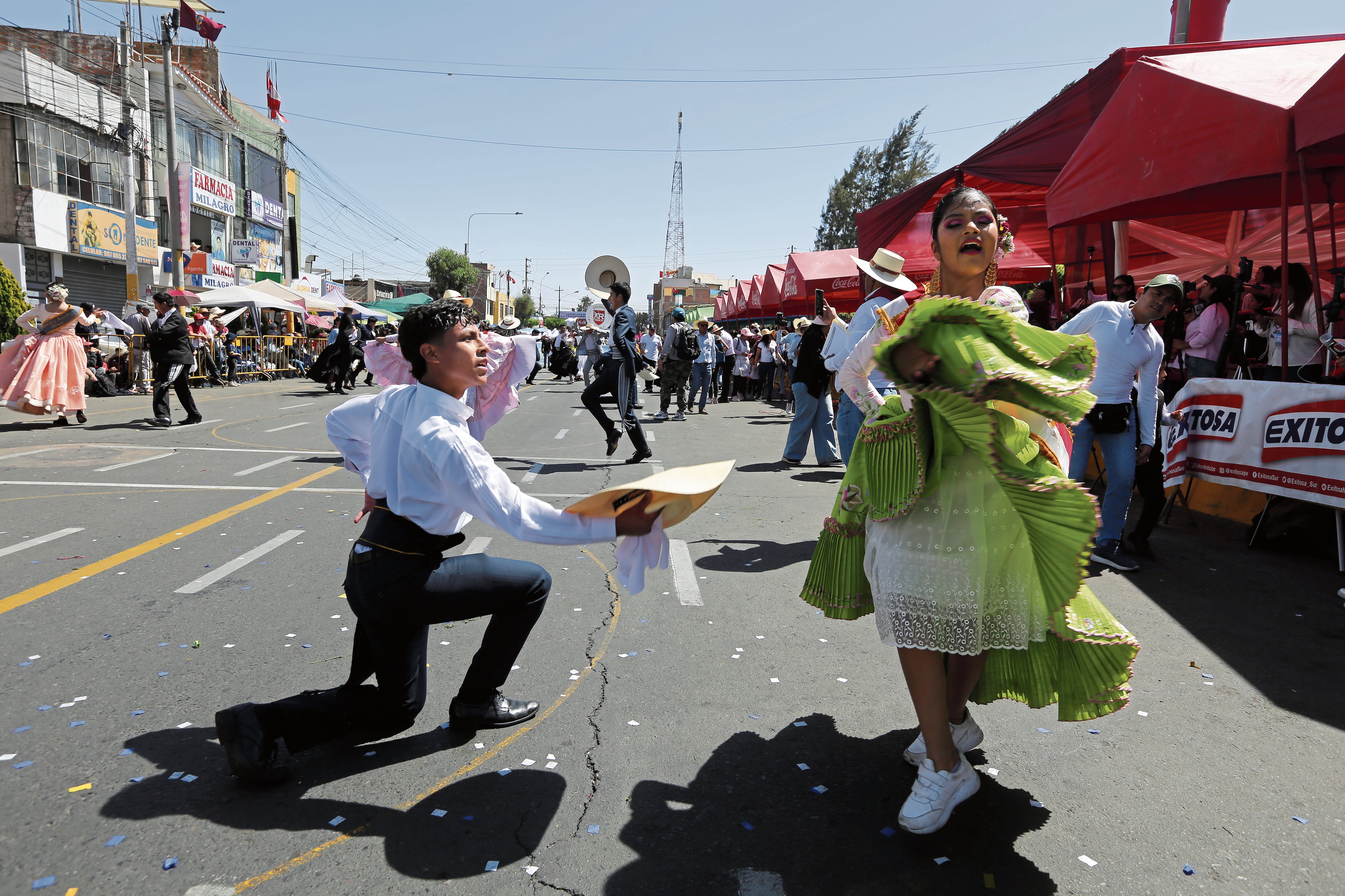 Delegaciones harán su paso por la Av. Independencia en el Corso de la Amistad por el aniversario de Arequipa. Foto: GEC.
