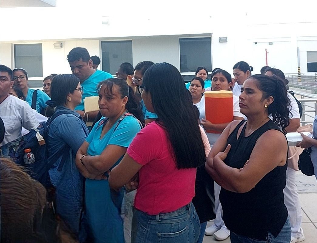 Los postulantes señalaron que resultaron ganadores al concurso, pero les estarían poniendo trabas para otorgarles las plazas. Mientras el Hospital II-2 informó que están realizando el control posterior, debido a que varios postulantes faltaron a la verdad en los anexos de sus declaraciones juradas.