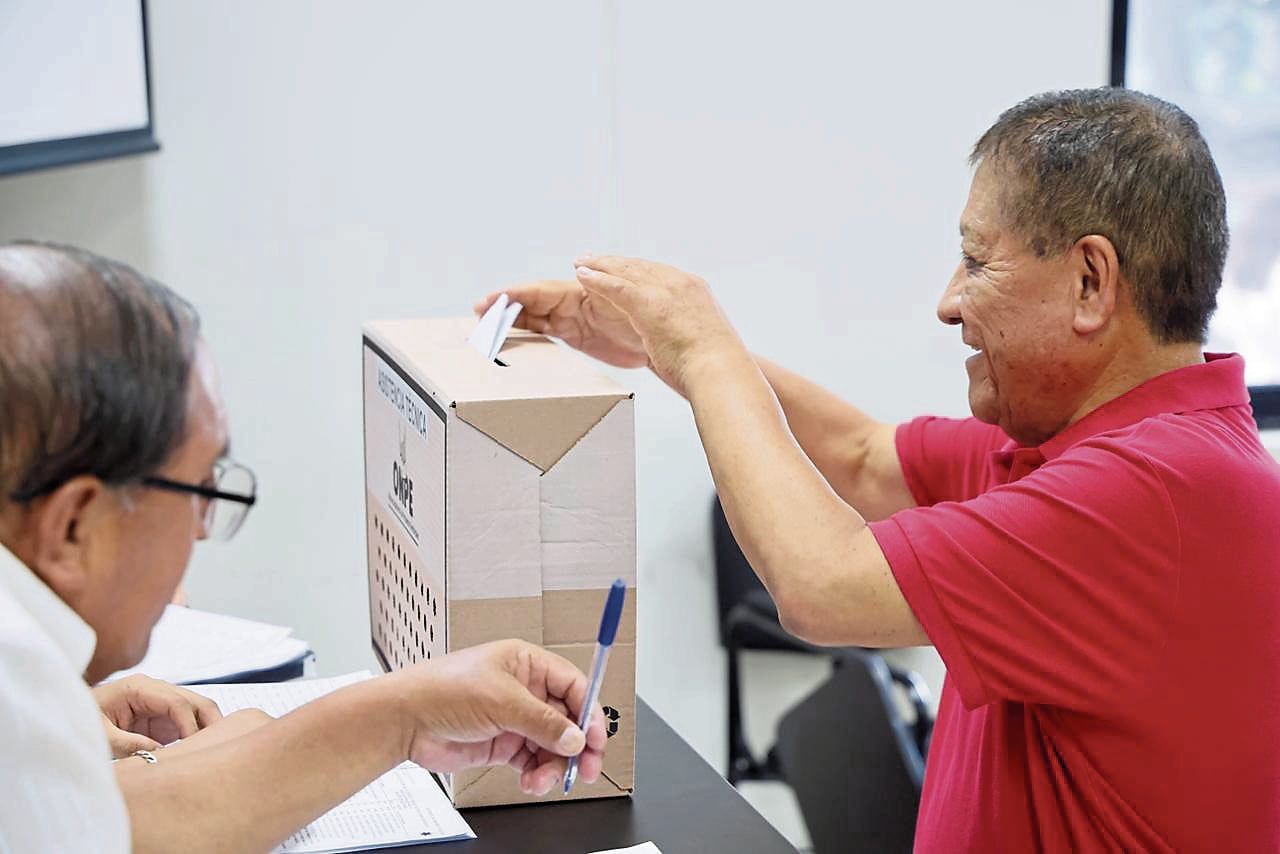 Arequipeños eligen hoy a nuevas autoridades para la gestión 2027-2030