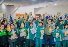 Entregan más de 200 libros a escolares de diversos colegios de Amarilis