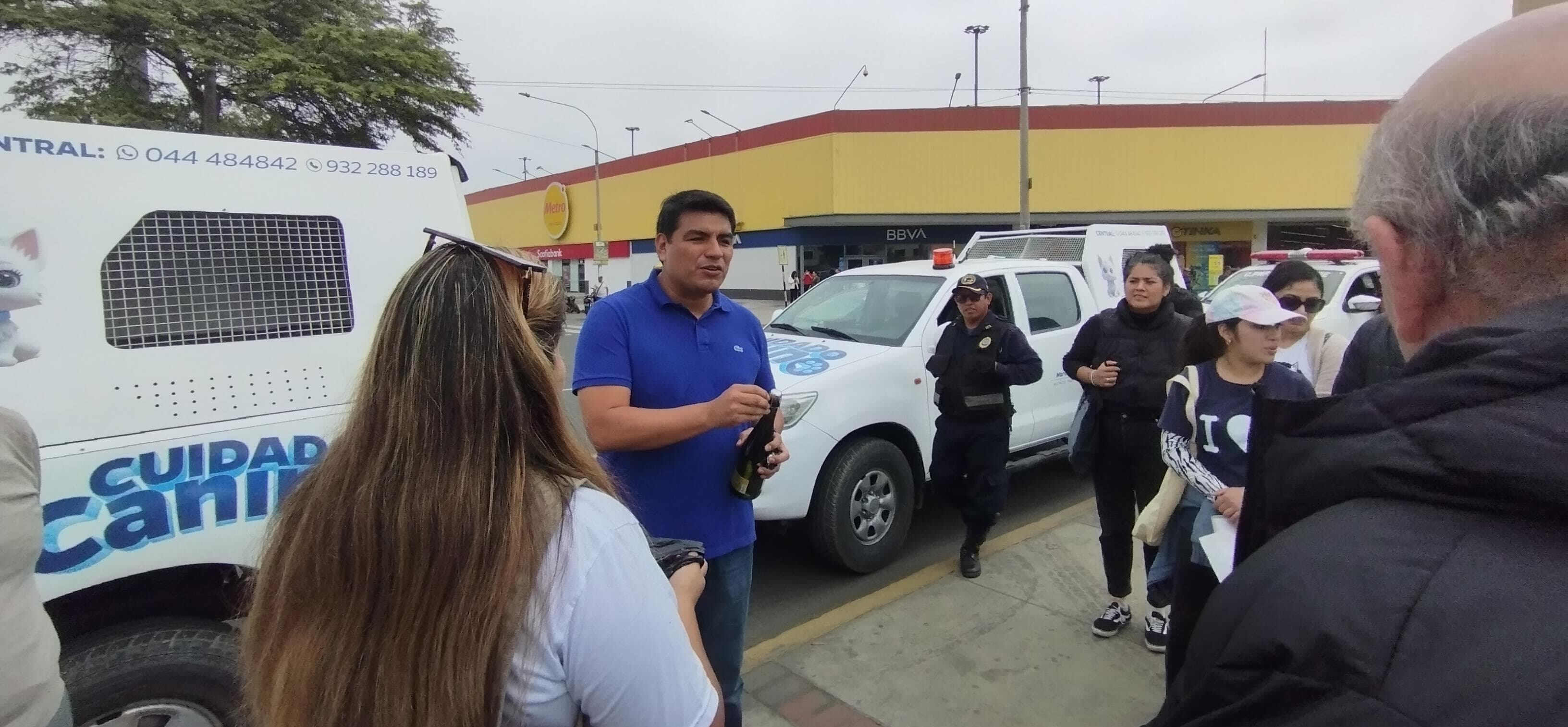 Se trata de la recarga de baterías para vehículos que quedaron parados por tal motivo, infladores para llantas desinfladas y el funcionamiento de dos ambulancias caninas.