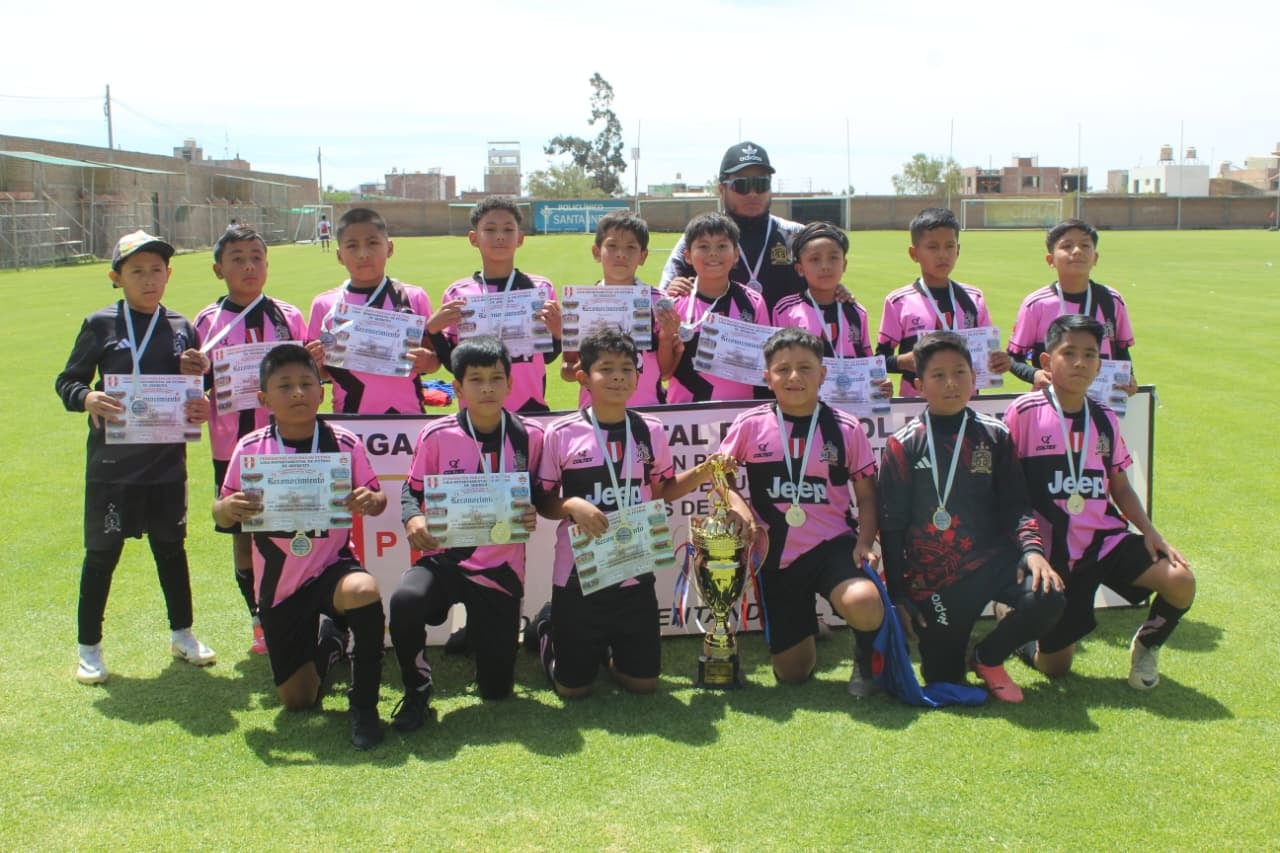 Los Elegantes de Cerro Verde, subcampeón Sub-10 en Creciendo con el Fútbol en Arequipa. (Foto: Álvaro Figueroa/@photo.gec)