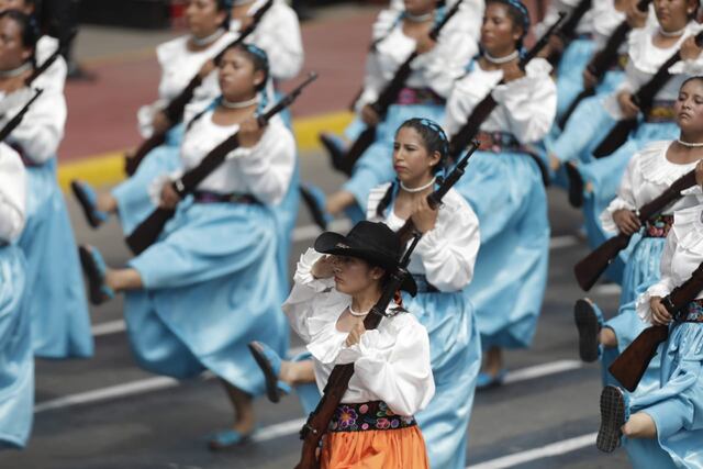 Gran Parada Militar en la Av. Brasil. Fotos: Julio Reaño /@photo.gec