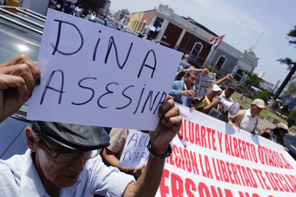 Trujillanos pidieron la salida de Dina Boluarte, presidenta de la República. (Foto: Randy Reyes)