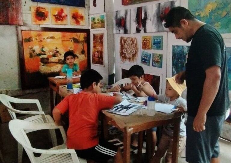 Pintores darán talleres en las áreas de dibujo y pintura para niños, niñas y jóvenes.