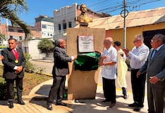 Develan busto de Miguel Checa en la plazuela que lleva su nombre en Sullana