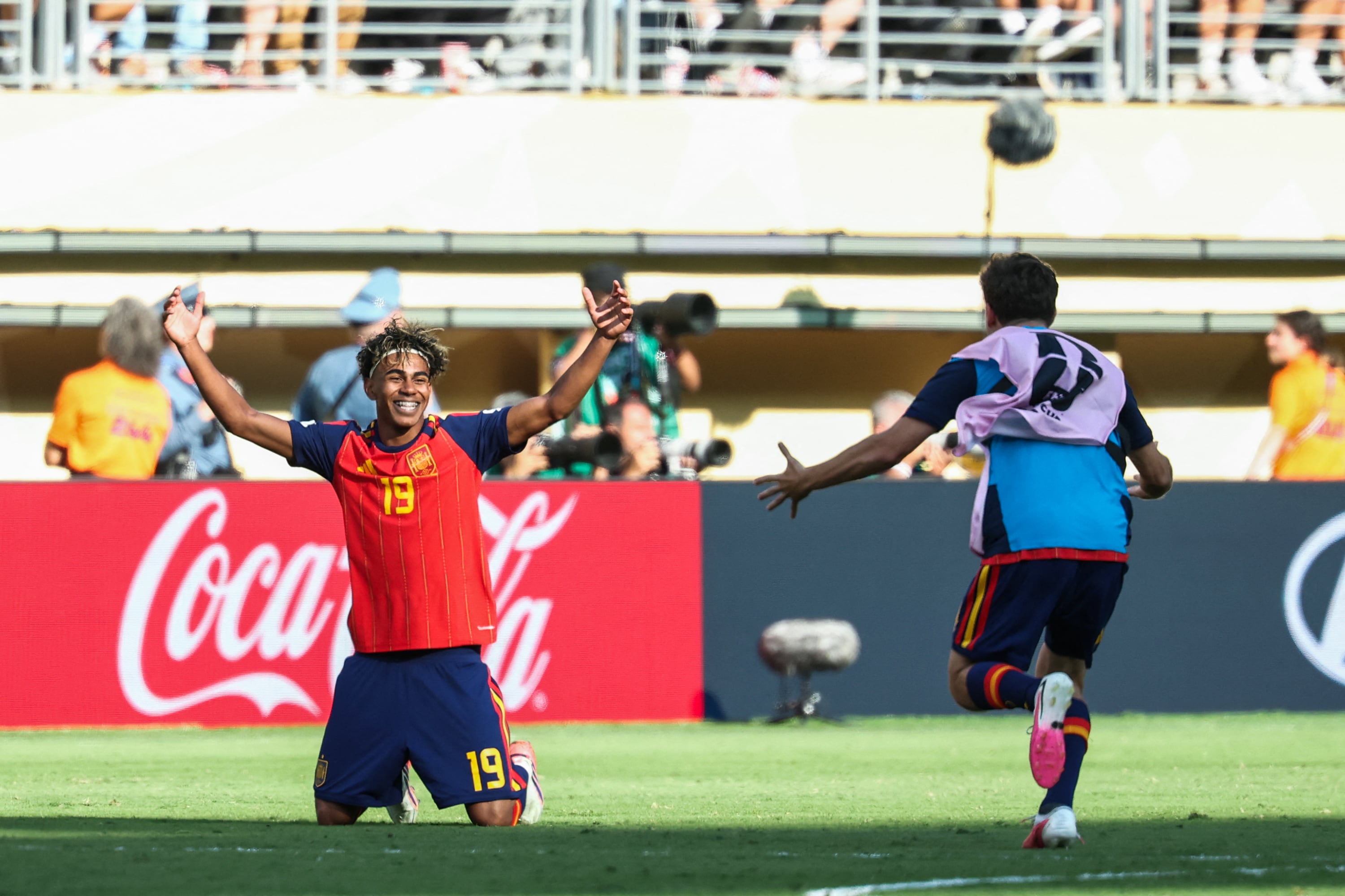 España vence 1-0 a Argentina y es campeón del Mundial 2026. (Photo by FRANCK FIFE / AFP)