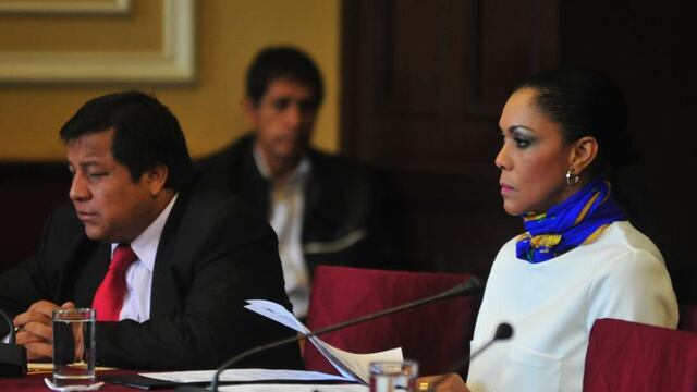 Comisión de Ética recomendó suspender a Cenaida Uribe por 120 días