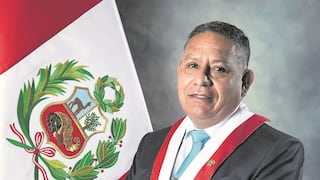 Esdras Medina: “Espero que Carlos Gallardo ya no sea ministro de Educación el lunes”
