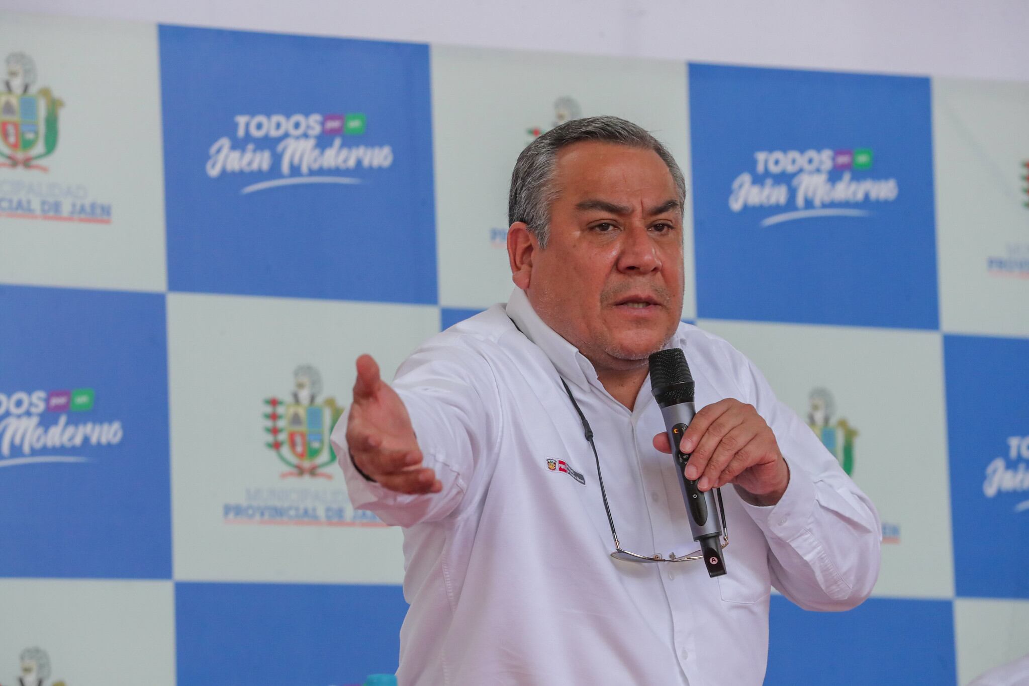 Gustavo Adrianzén aseguró que redoblan esfuerzos tras el asesinato de un maestro en Ate. (Foto: PCM)