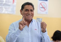 Carlos Álvarez fue operado de una hernia abdominal y permanece en recuperación