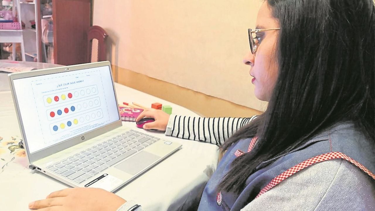 Se detectó que el Gobierno Regional de La Libertad recepcionó y no verificó el cumplimiento de todas las características técnicas y la operatividad funcional de los equipos de cómputo que serán entregados al magisterio. Sin embargo, Martín Namay, gerente de la Región, minimiza observaciones y dice que son normales.