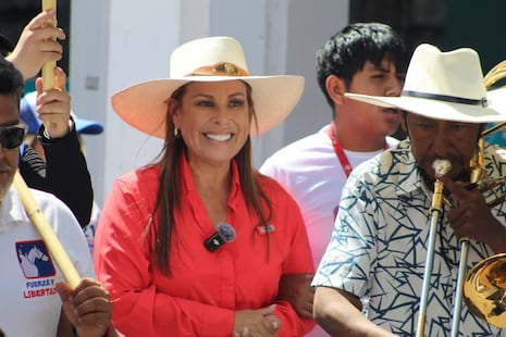 Fiorella Molinelli, candidata presidencial: “César Acuña y su gente se van el primer día” (VIDEO)