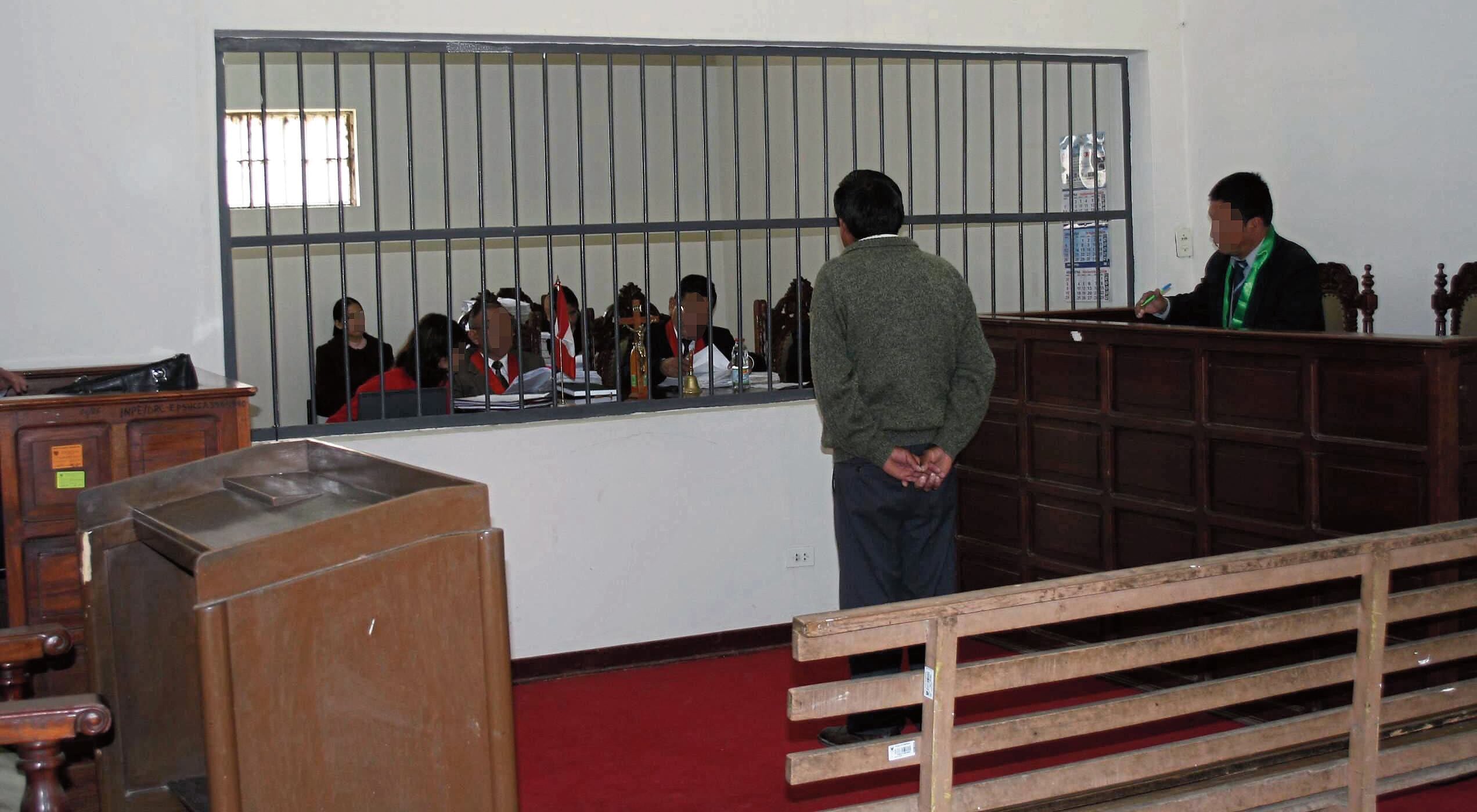 Chupaca: enfermero va preso por tocar a menores en una combi