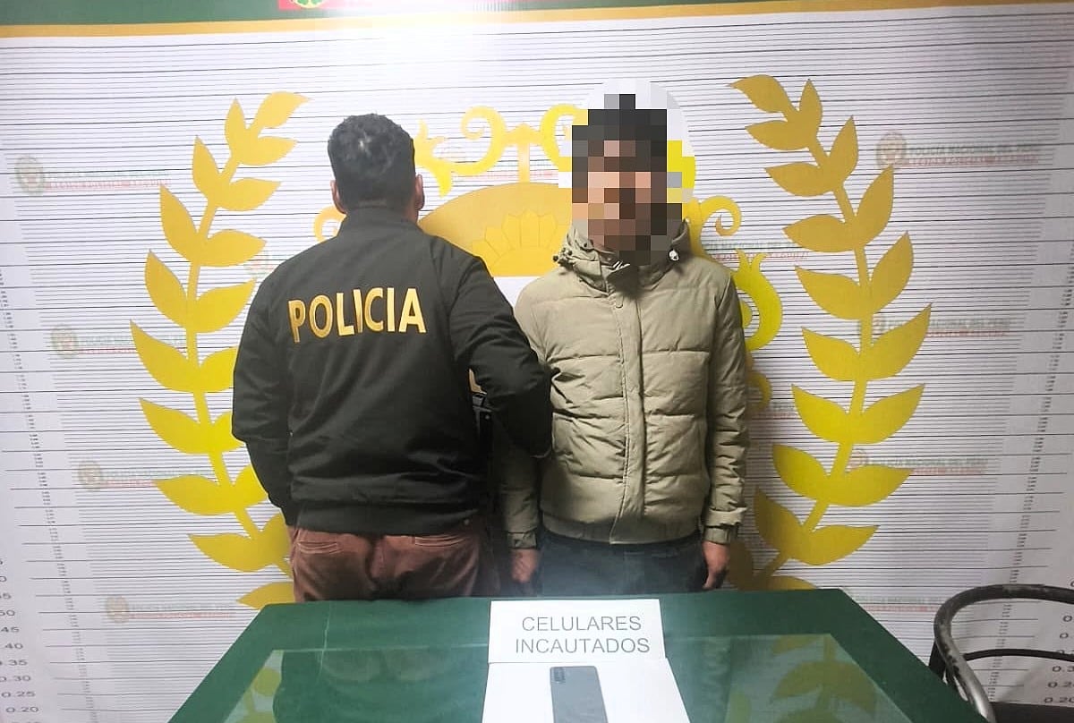 Presunto "pepero" acusado de robo agravado a un joven de 24 años en el Cercado de Arequipa. Foto: PNP.