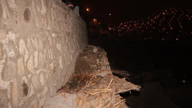 Muro de contención se derrumba en San Martín de Porres