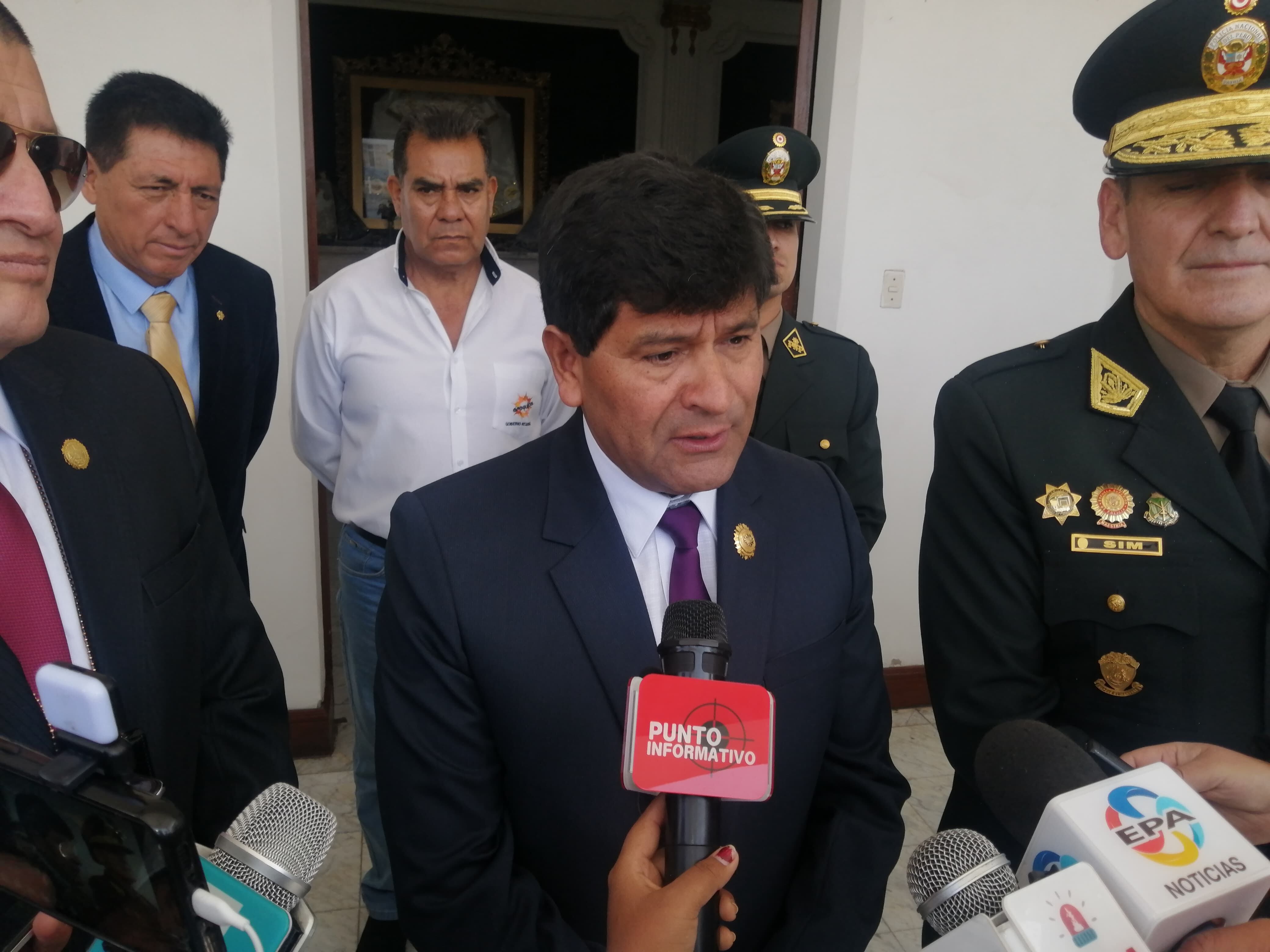 Gobernador regional de Arequipa hizo cambios en gerencias. (Foto: GEC)