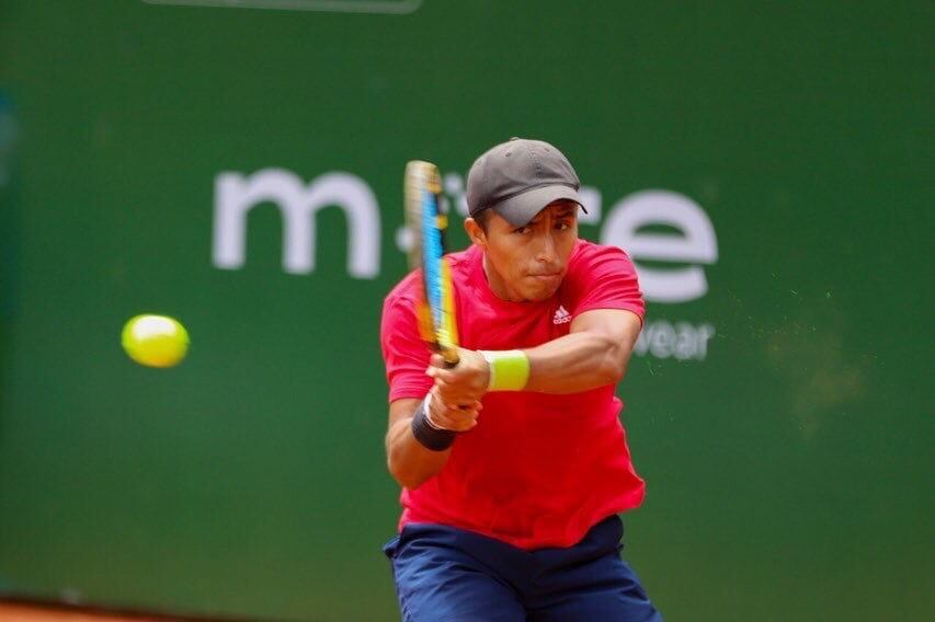 Enfrenta al turco Skander Mansouri en el Internacional de Tennis en México.