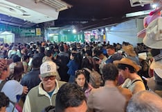 Miles de turistas varados en Machu Picchu tras incendio forestal por la vía férrea