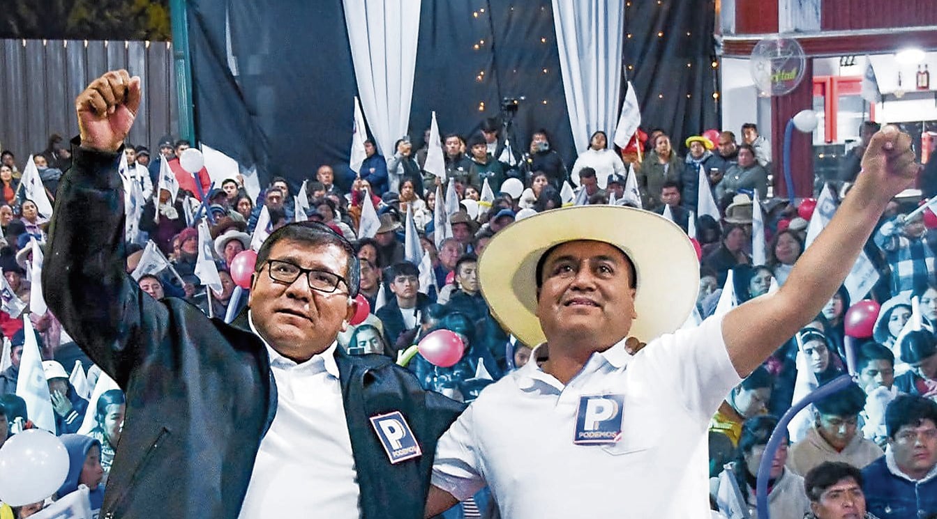 En Santiago de Chuco, el candidato a la alcaldía por Podemos Perú, Juan Luján Chero, renunció a su postulación y su hermano Víctor, actual burgomaestre de esa provincia, tiene el camino libre para intentar quedarse cuatro años más en el cargo, pues postula como primer regidor por la misma agrupación política.