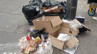 Calles de la ciudad de Pisco llenas de basura tras varios días de paralización de municipales