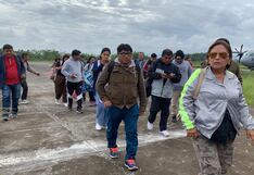 Avión con 30 padres y madres de San Jacinto y La Salle llegó a Moyobamba
