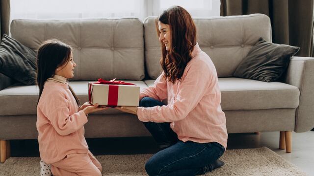 Arequipa: ¿Cómo comprar de forma segura el regalo perfecto para mamá?